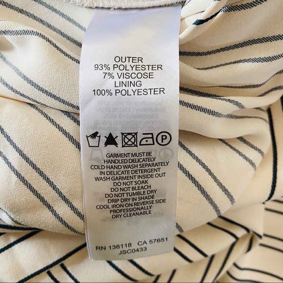 Elegant and Chic jumpsuit - Picture 8 of 9